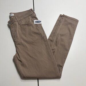 Old Navy NWT Rockstar Super Skinny High Rise Secret Slim Pockets Size 12 Brown